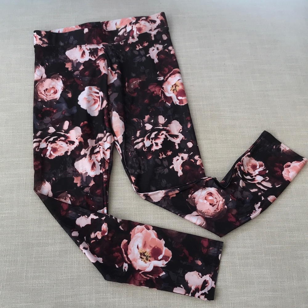 American Eagle Hi-Rise Floral Legging - Picture 2 of 5